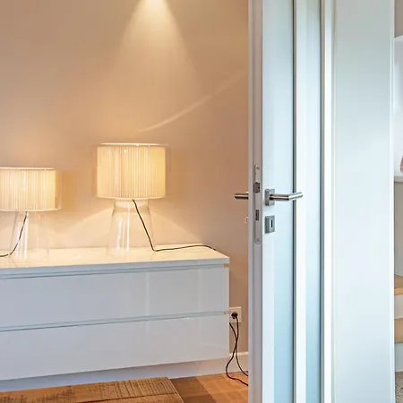 Acht Ahoi 度假居 *