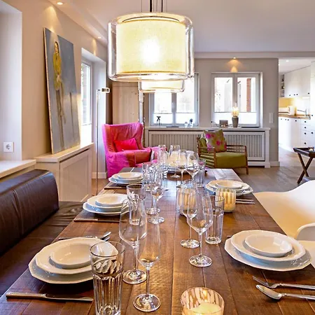 Acht Ahoi 度假居 *